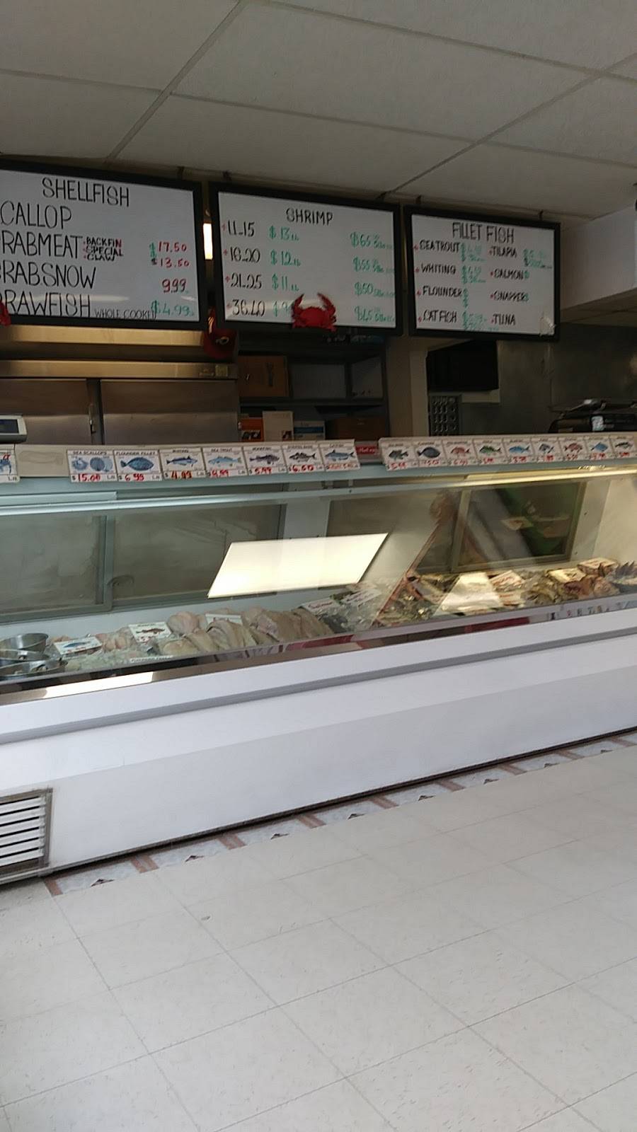 Martin Seafood | meal takeaway | 3602 Kecoughtan Rd, Hampton, VA 23661, USA | 7577226280 OR +1 757-722-6280