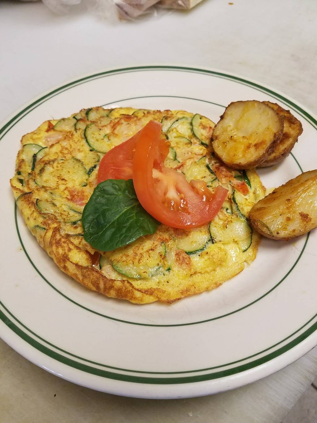 Caffe Paolina | restaurant | 646 Humphrey St, Swampscott, MA 01907, USA | 7815936455 OR +1 781-593-6455