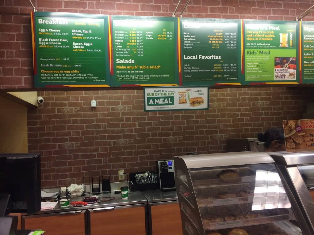 Subway | restaurant | 3006 Bardstown Rd, Louisville, KY 40205, USA | 5024582677 OR +1 502-458-2677