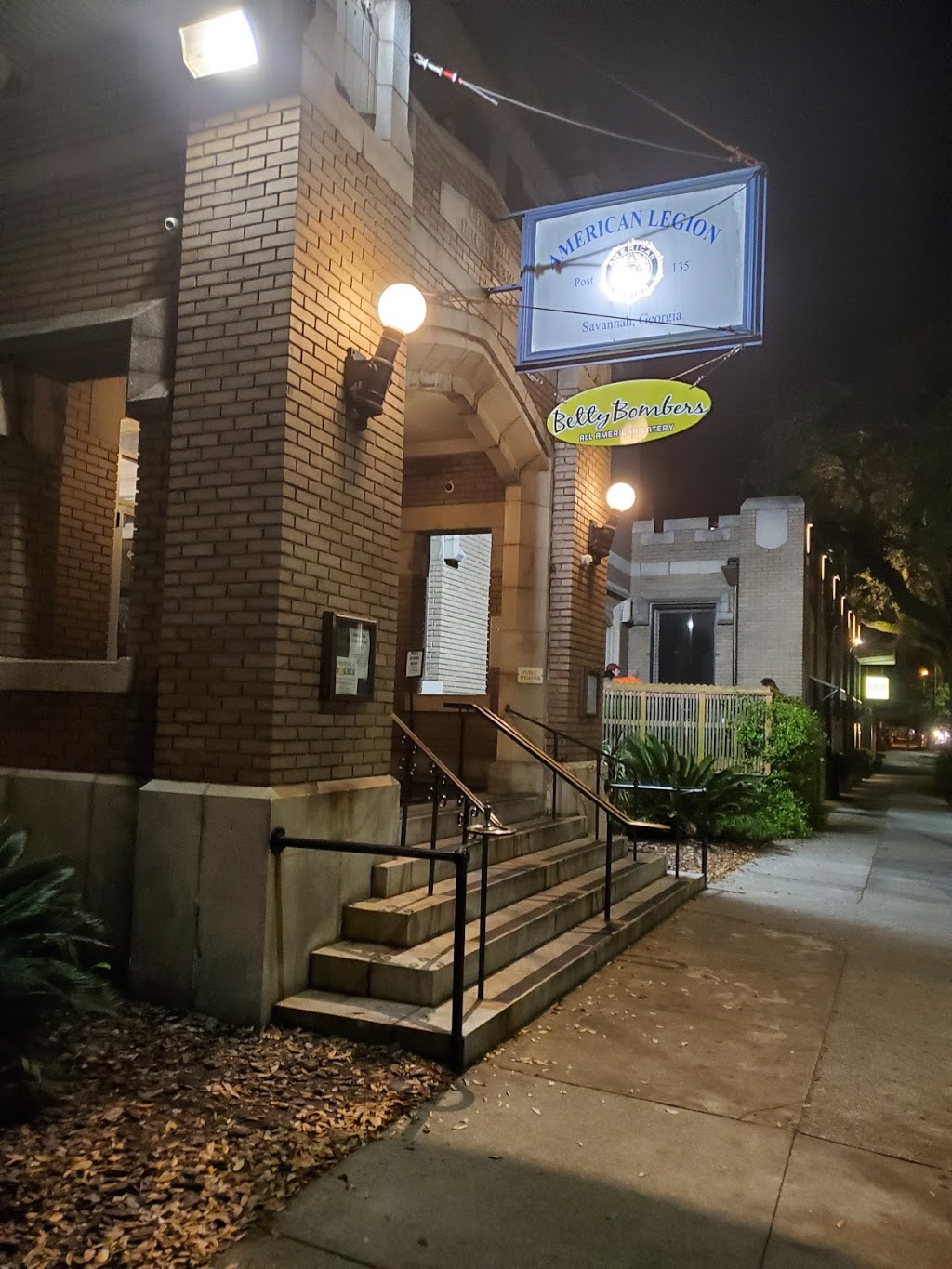 Betty Bombers | meal delivery | 1108 Bull St, Savannah, GA 31401, USA | 9122729326 OR +1 912-272-9326