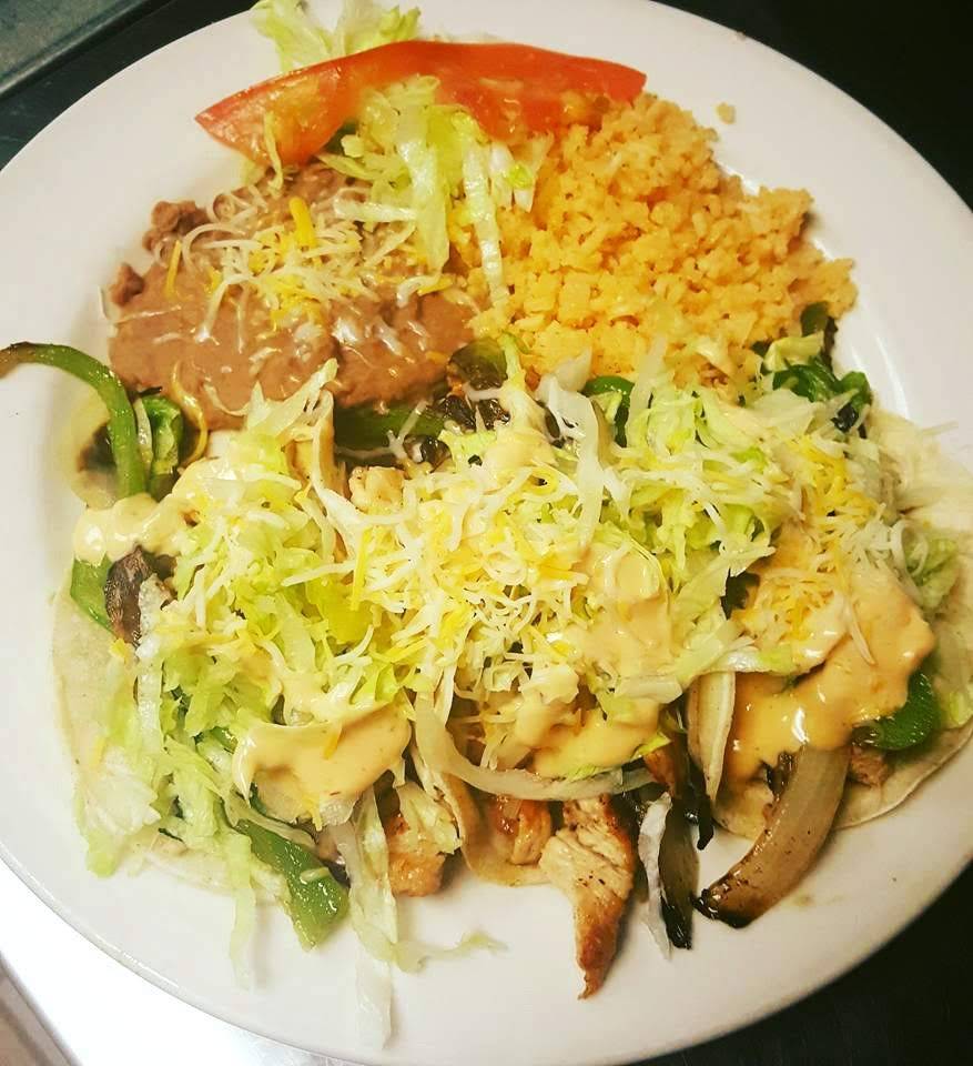 Hometown Country Kitchen | restaurant | 894 S Boulder Hwy, Henderson, NV 89015, USA | 7025670612 OR +1 702-567-0612