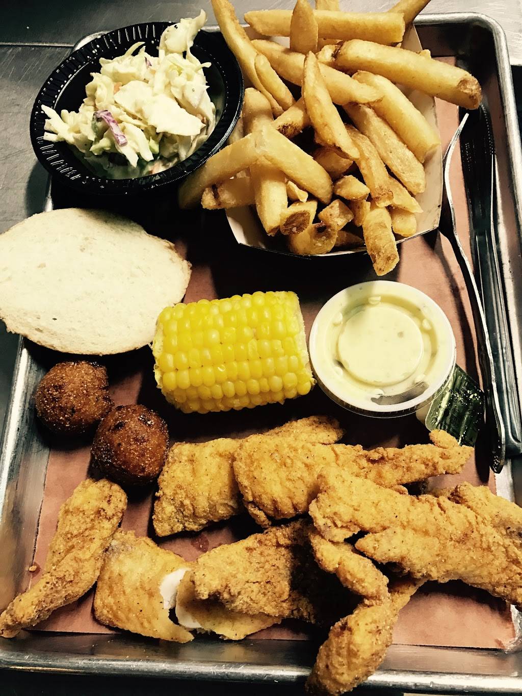 Smoked to the Bone | restaurant | 309 N Front St, Iuka, IL 62849, USA | 6183234115 OR +1 618-323-4115