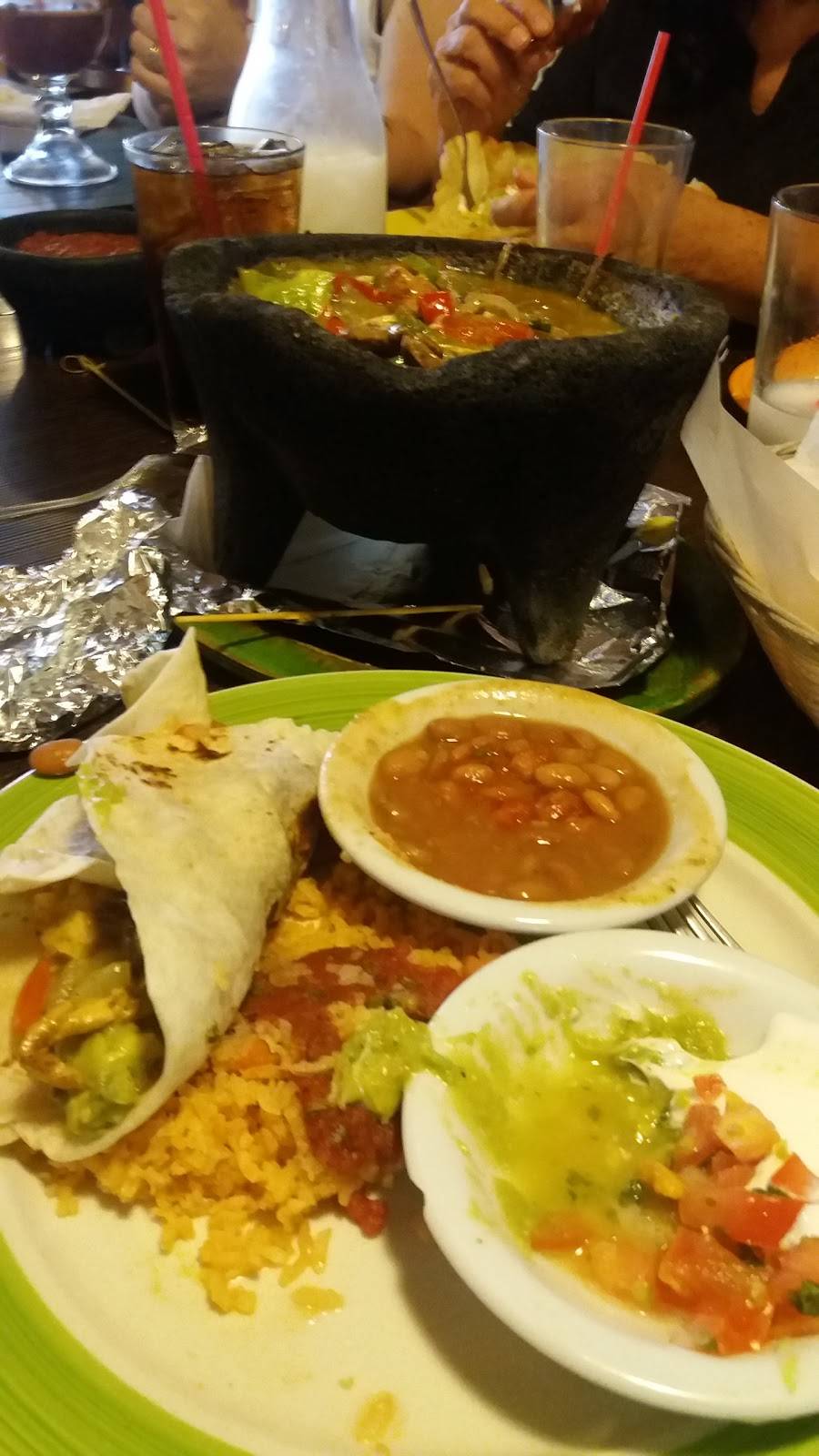 Margaritas Bar & Grill | restaurant | 411 Vineyard Blvd, Morgan Hill, CA 95037, USA | 4087795300 OR +1 408-779-5300