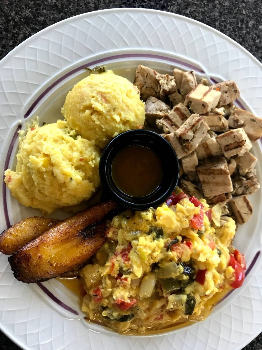 Reggae Pot | restaurant | 15495 Los Gatos Blvd Suite D, Los Gatos, CA 95032, USA | 4088274597 OR +1 408-827-4597