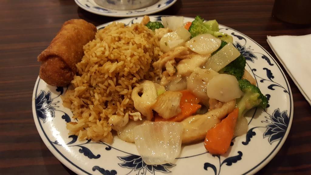Oriental House | restaurant | 4302 Shelbyville Rd, St Matthews, KY 40207, USA | 5028971017 OR +1 502-897-1017