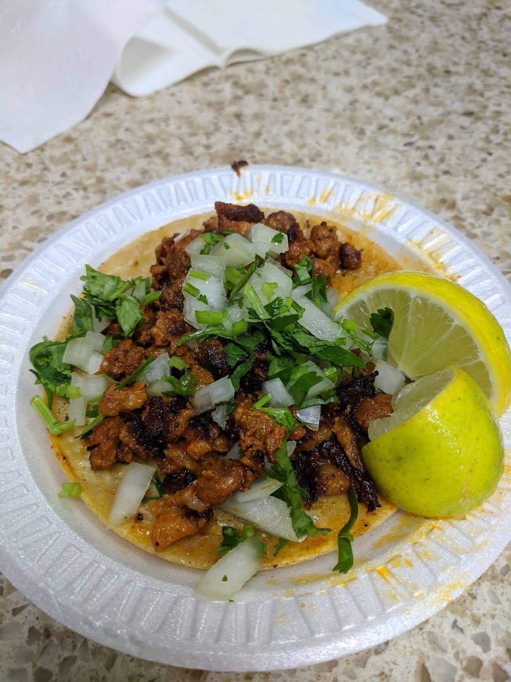 Taqueria El Gordito | restaurant | 415 N Grand Ave, Santa Ana, CA 92701, USA | 7145504686 OR +1 714-550-4686