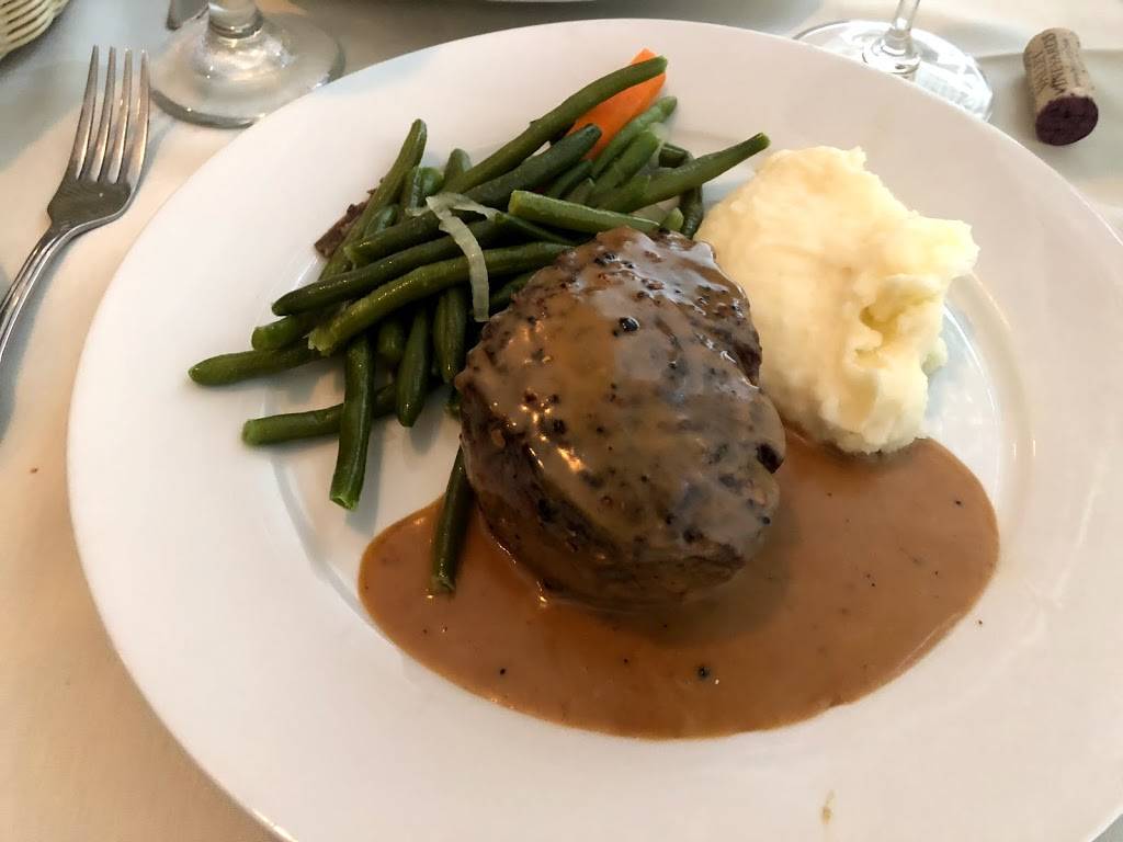 Alfreds Restaurant | restaurant | 807 William Hilton Pkwy # 1200, Hilton Head Island, SC 29928, USA | 8433413117 OR +1 843-341-3117