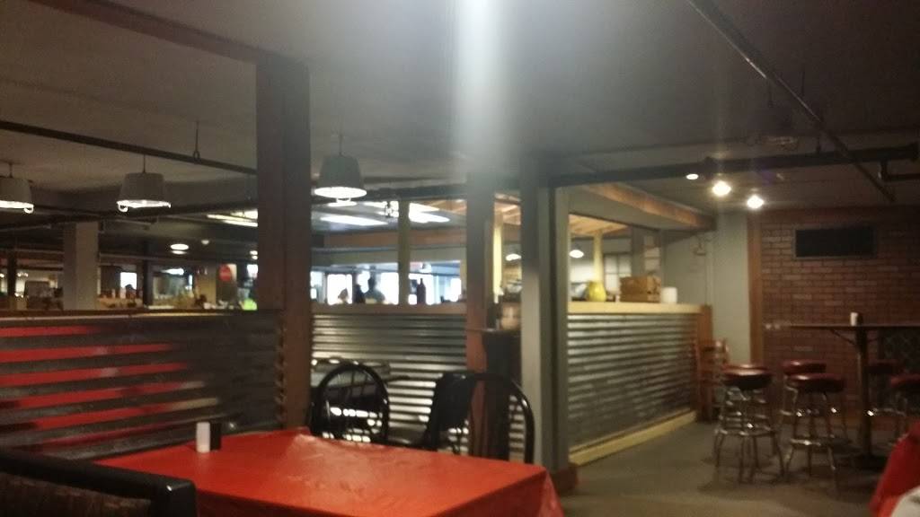 Double Barrel Restaurant & Catering Co. | restaurant | 825 N Gloster St, Tupelo, MS 38804, USA | 6622605188 OR +1 662-260-5188