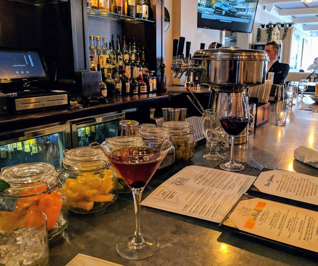 Chapter One Food and Drink Guilford | restaurant | 25 Whitfield St, Guilford, CT 06437, USA | 2035337988 OR +1 203-533-7988