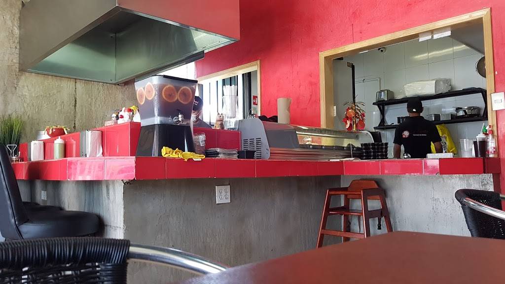 La Postal | restaurant | Local 1226, Blvd. de las Bellas Artes S/N, Garita Internacional, Garita de Otay, 22430 Tijuana, B.C., Mexico | 016646478009 OR +52 664 647 8009