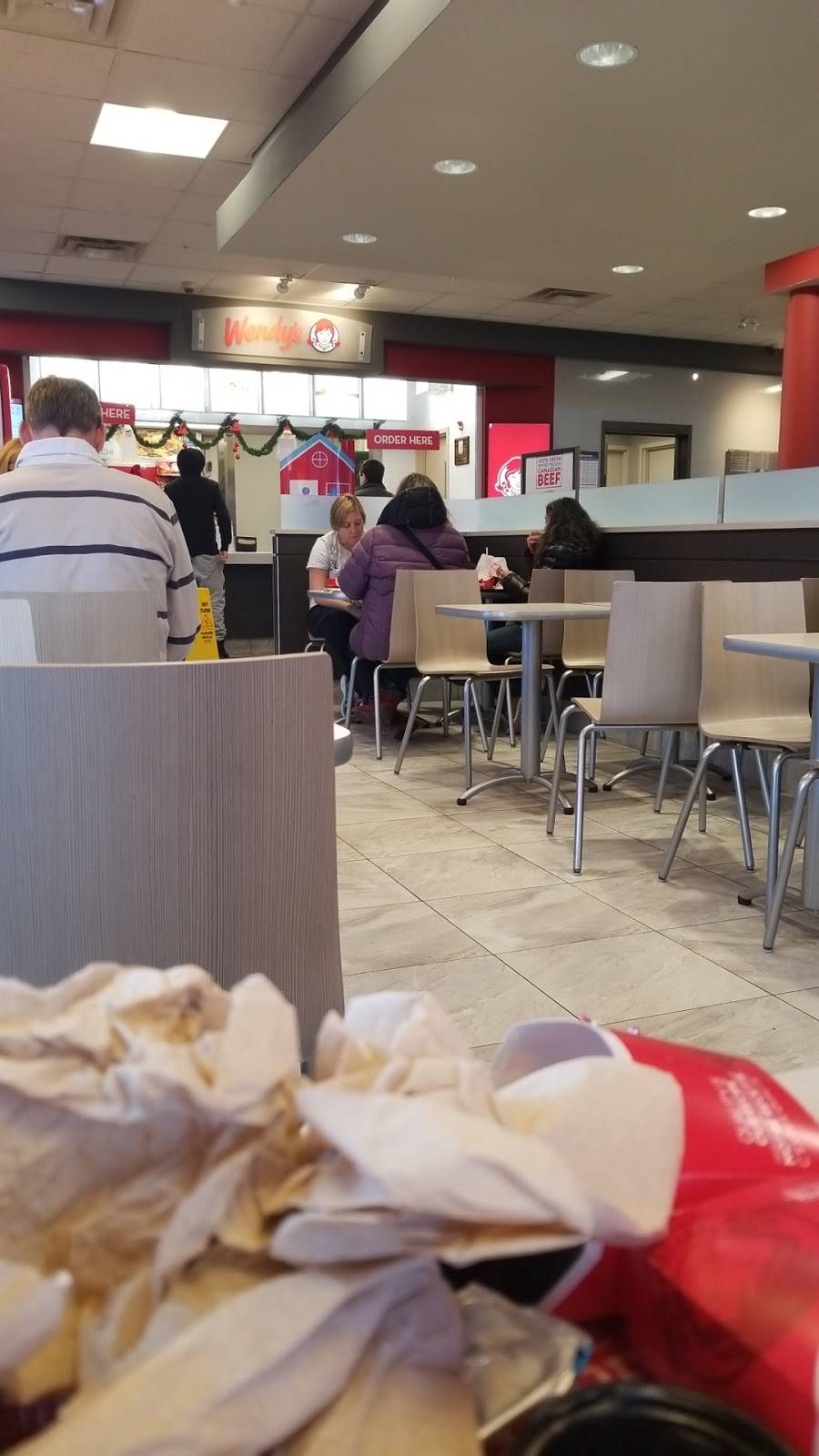 Wendys | restaurant | 1530 North Service Rd W, Oakville, ON L6M 4A1, Canada | 9054653989 OR +1 905-465-3989