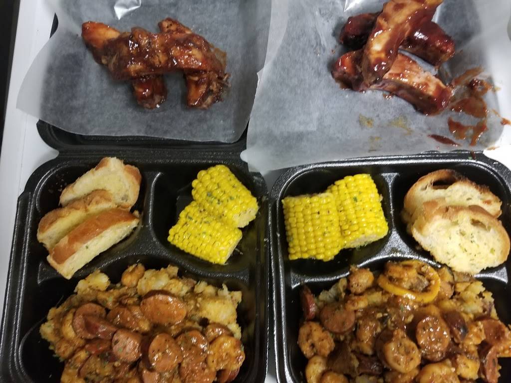 Blaze Bistro | restaurant | 5941 Bullard Ave suite 6, New Orleans, LA 70128, USA | 5049754377 OR +1 504-975-4377