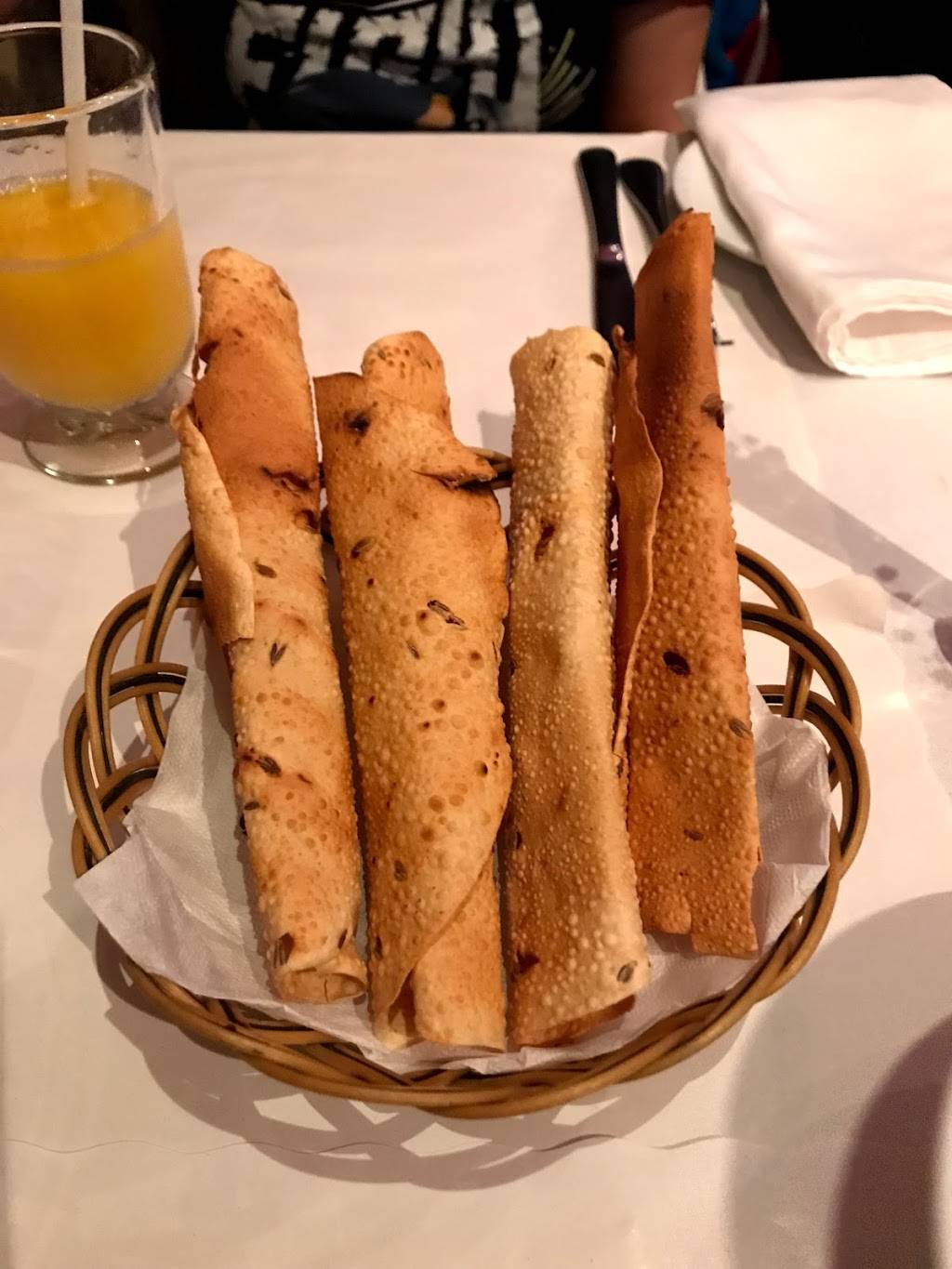 Savera Indian Cuisine | restaurant | 805 St Clair Ave W, Toronto, ON M6C 1B9, Canada | 4166572500 OR +1 416-657-2500