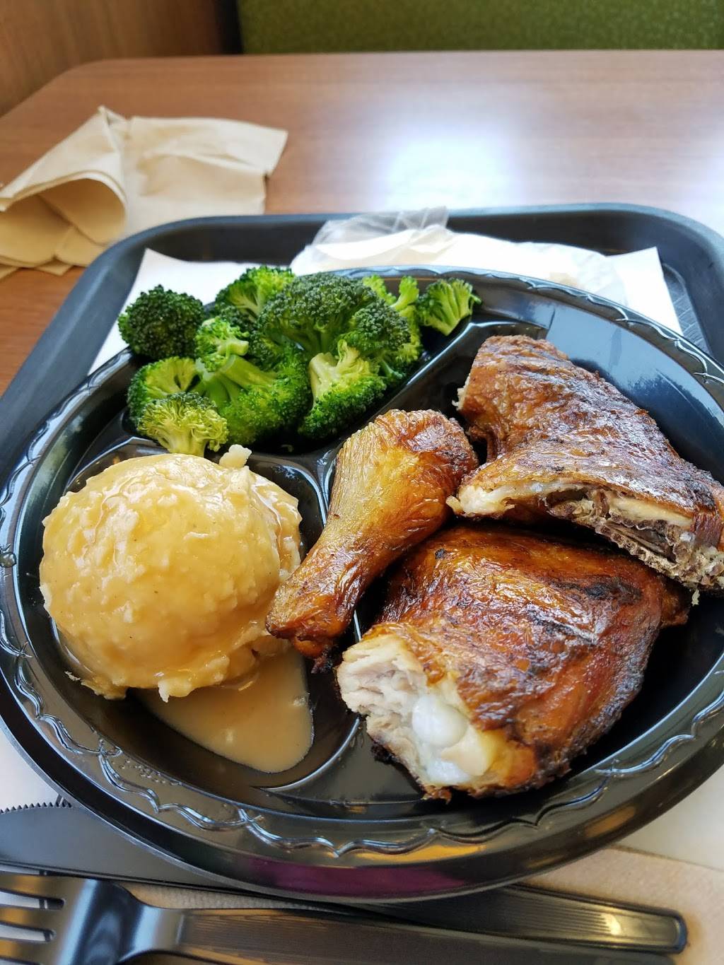 El Pollo Loco | restaurant | 25110 Marguerite Pkwy, Mission Viejo, CA 92692, USA | 9495871592 OR +1 949-587-1592