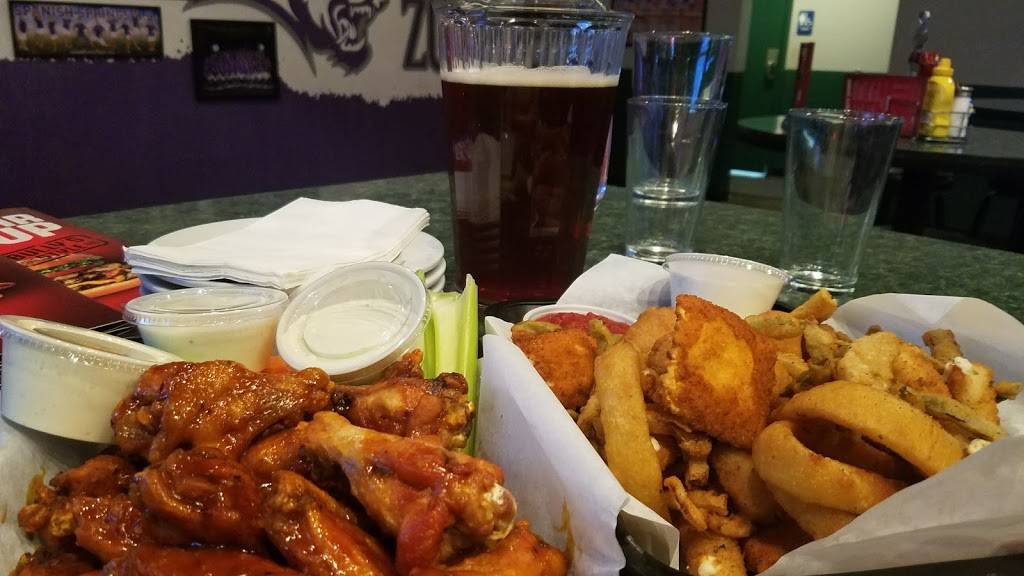 Bullys Sports Bar & Grill | restaurant | 9725 Pyramid Way #1001, Sparks, NV 89436, USA | 7754244800 OR +1 775-424-4800