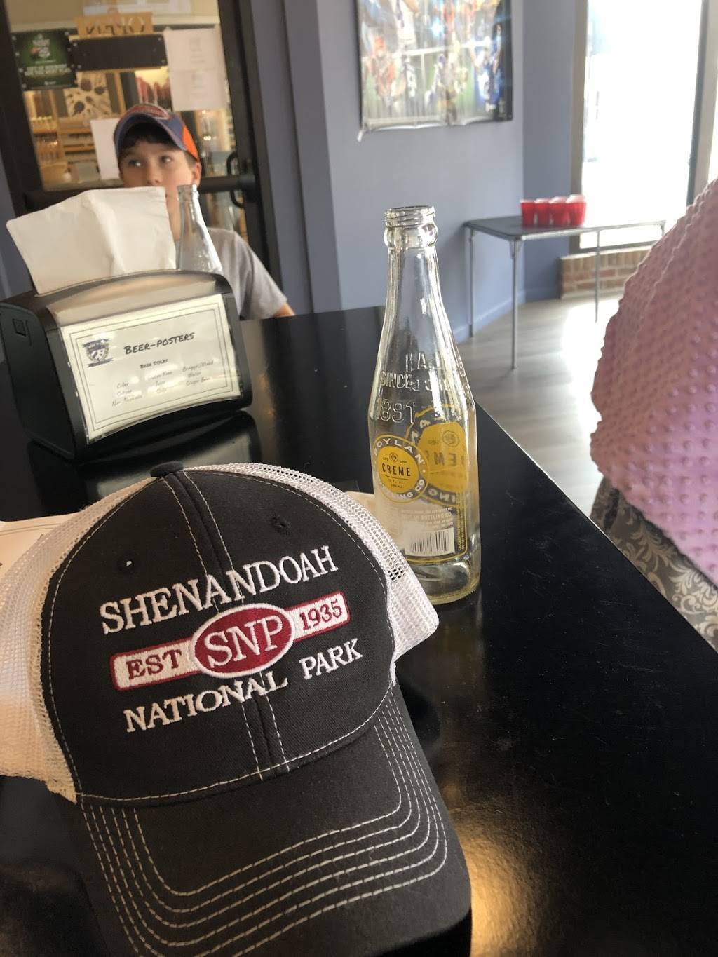 Mister Jamisons | restaurant | 421 W Main St suite 112, Waynesboro, VA 22980, USA | 5404718900 OR +1 540-471-8900