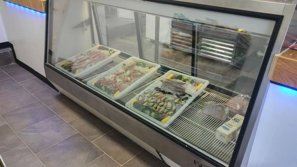 Best Catch Of The Sea Sea Food House Grill & Deli | restaurant | 2832 Ridge Ave, Philadelphia, PA 19121, USA | 2157654321 OR +1 215-765-4321