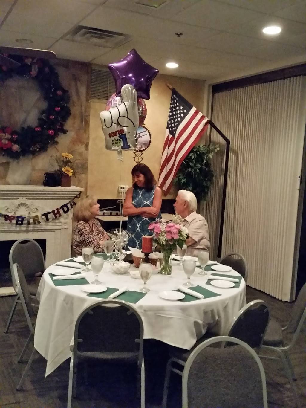 C.J. Cannons | restaurant | 3414 Cherokee Dr, Vero Beach, FL 32960, USA | 7725677727 OR +1 772-567-7727