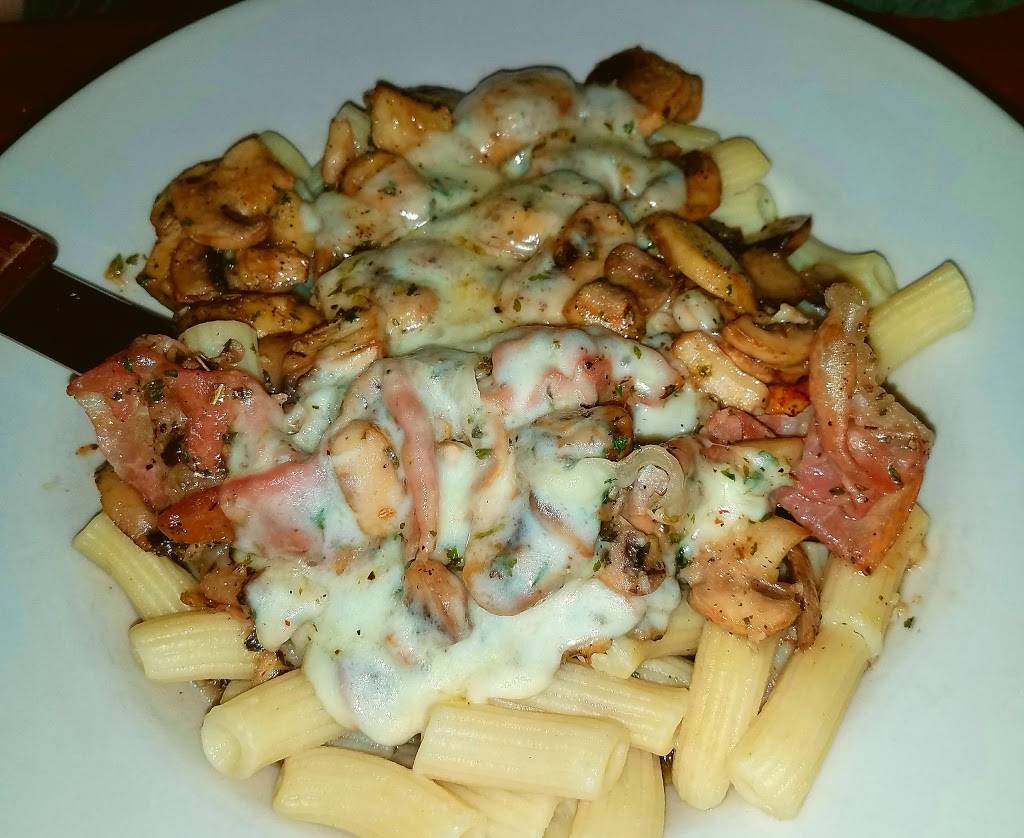 Calitris Italian Cuisine | restaurant | 126 Newbury St, Danvers, MA 01923, USA | 9787771266 OR +1 978-777-1266