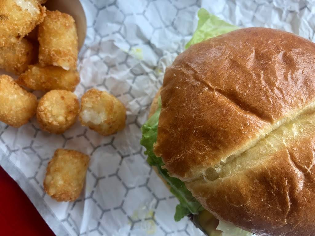 Halo Burger (Hill Road) | restaurant | 2248 Hill Rd, Grand Blanc, MI 48439, USA | 8106952630 OR +1 810-695-2630