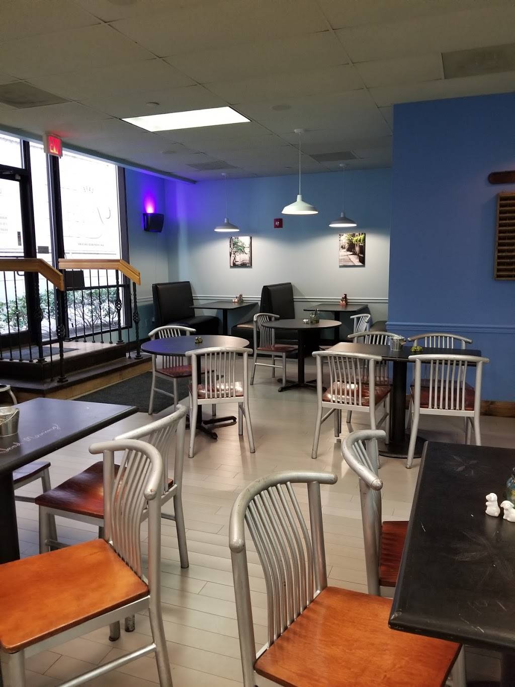 Cafe Vicolo | restaurant | 625 S Gay St, Knoxville, TN 37902, USA | 8652496314 OR +1 865-249-6314