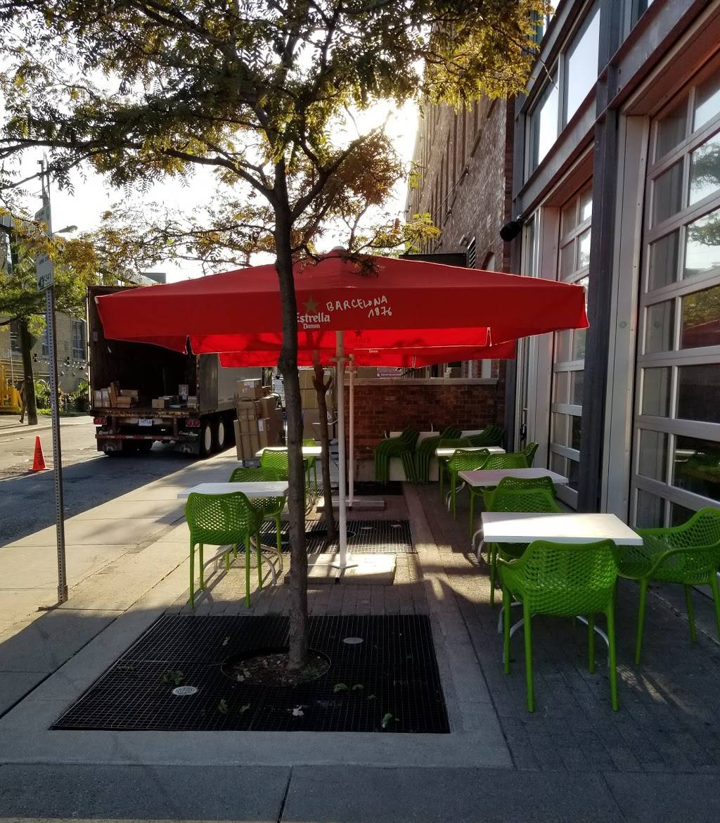 Barcelona Tavern | restaurant | Corner of Hanna Ave &, Snooker St, Toronto, ON M6K 1X4, Canada | 4165310757 OR +1 416-531-0757