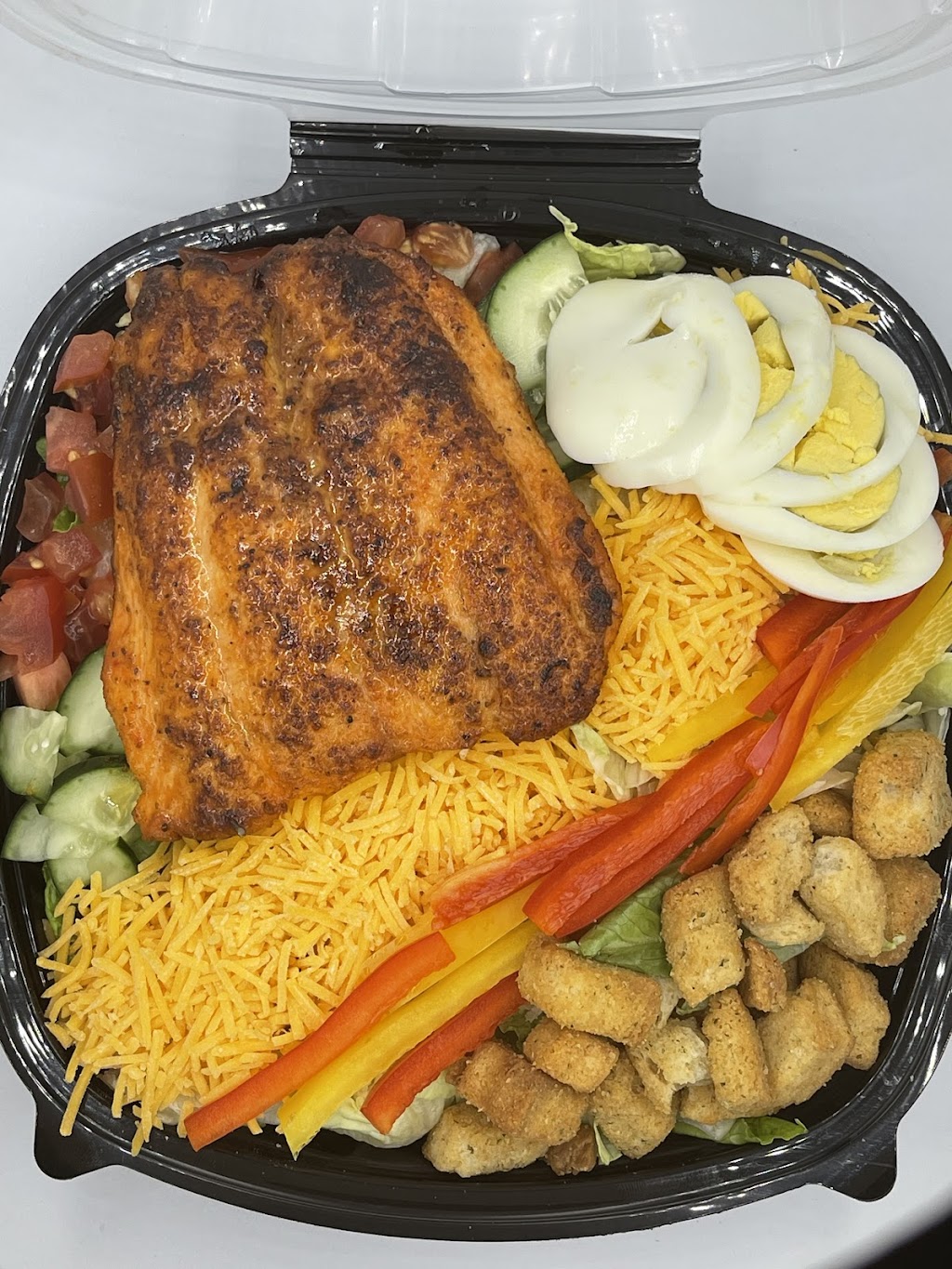 Chef T’s kitchen | restaurant | 2901 Euclid Ave, Cleveland, OH 44115, USA | 2164007222 OR +1 216-400-7222