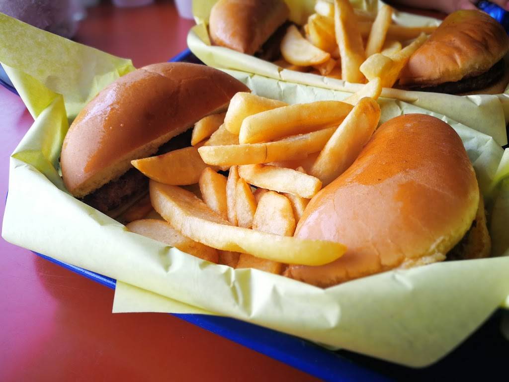 Uncle Barneys | restaurant | 7015 Interstate 35 Access Rd, San Antonio, TX 78224, USA | 2109226602 OR +1 210-922-6602