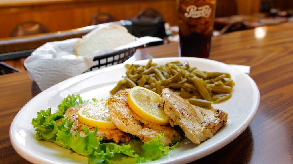 Raptis Family Restaurant | restaurant | 1939 Niles Cortland Rd NE, Warren, OH 44484, USA | 3308563237 OR +1 330-856-3237