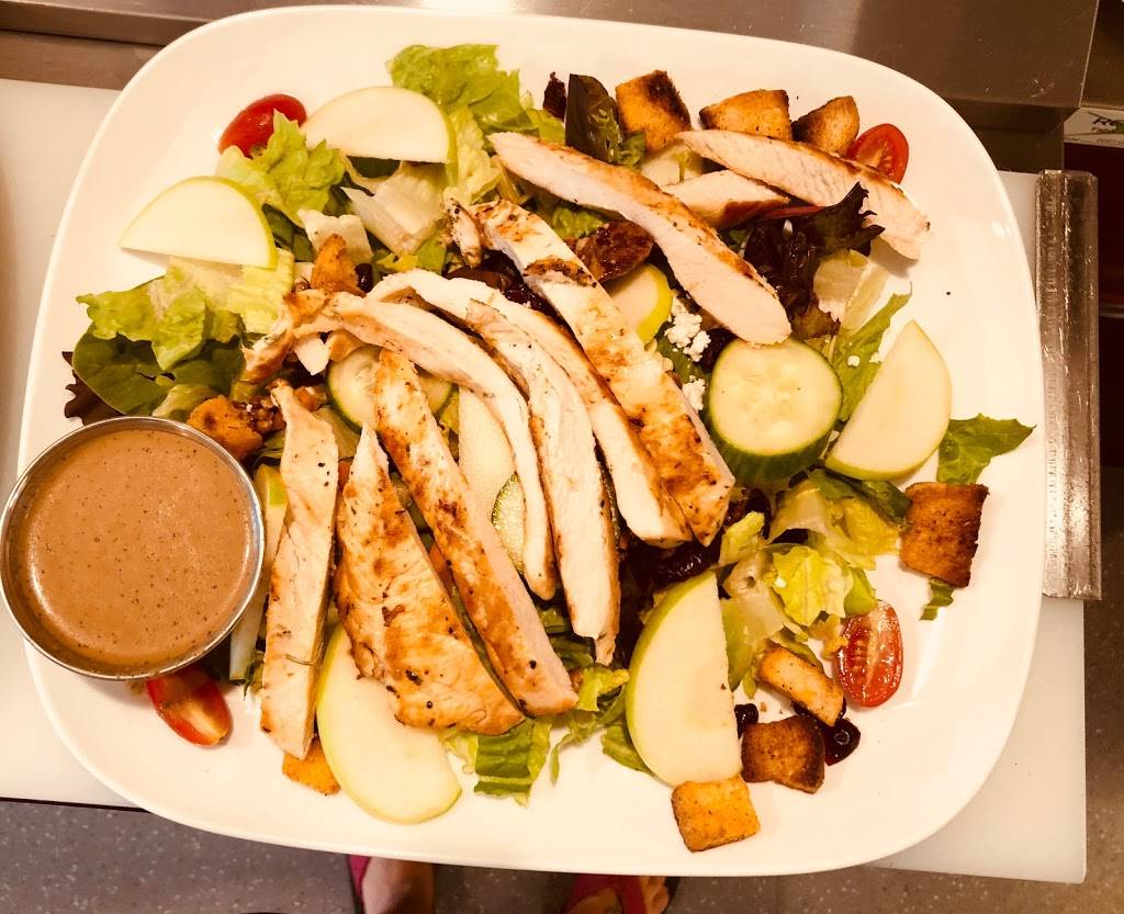 Dock 11 Cafe | restaurant | 11 Halls Rd, Old Lyme, CT 06371, USA | 8604340011 OR +1 860-434-0011