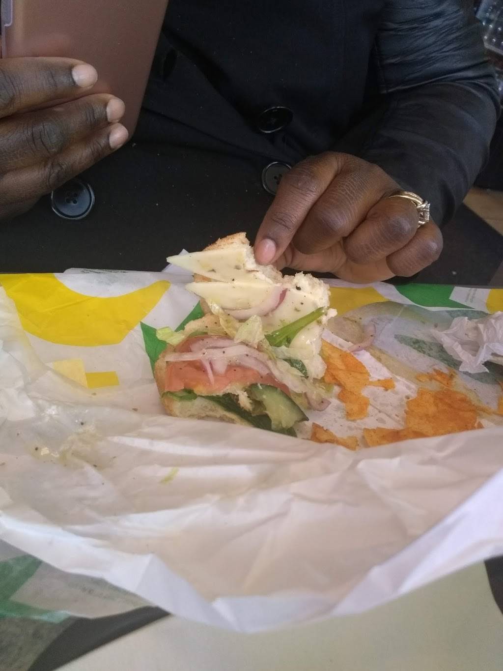 Subway | restaurant | 3929 S 76th St, Milwaukee, WI 53220, USA | 4145411188 OR +1 414-541-1188