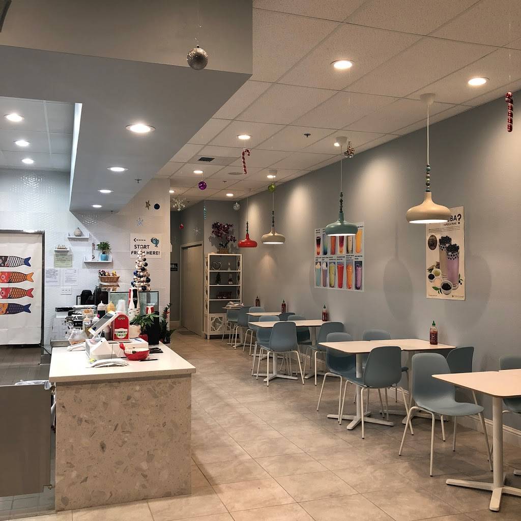 Aloha Pokee And Ramen | restaurant | 2055 Town Center Plaza g110, West Sacramento, CA 95691, USA | 9163742888 OR +1 916-374-2888