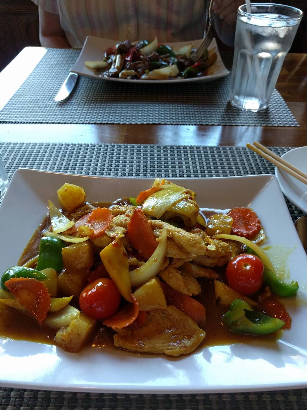 Nisas Thai | restaurant | 622 Washington St, Canton, MA 02021, USA | 7818216986 OR +1 781-821-6986