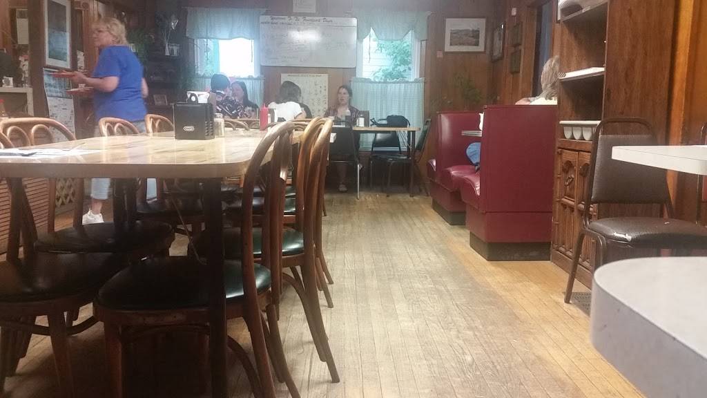 Forestport Diner | restaurant | 12226 Woodhull Rd, Forestport, NY 13338, USA | 3153922230 OR +1 315-392-2230