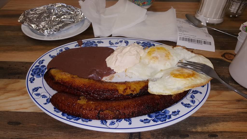 Pupuseria Y Panaderia Emanuel | restaurant | 105 E Edgebrook Dr #101, Houston, TX 77034, USA | 7139478141 OR +1 713-947-8141