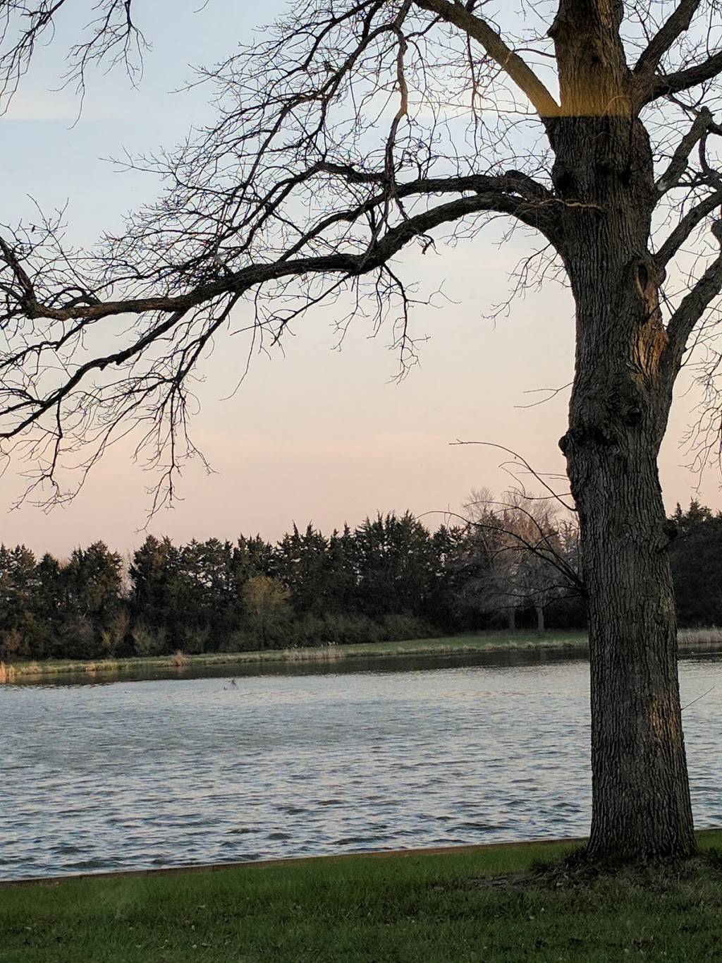 Lakehouse Farm & Prairie Plate | restaurant | 10405 Branched Oak Rd, Waverly, NE 68462, USA | 4027862239 OR +1 402-786-2239