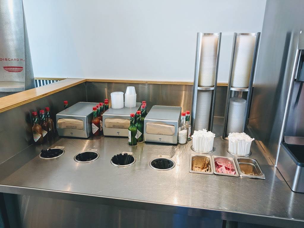 Chipotle Mexican Grill | restaurant | 6924 S Park Centre Dr, Cottonwood Heights, UT 84121, USA | 8019433525 OR +1 801-943-3525