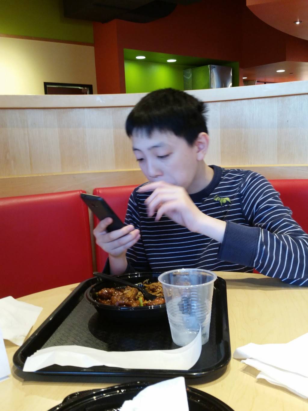 Leeann Chin | meal delivery | 9955 Hudson Pl, Woodbury, MN 55125, USA | 6517025404 OR +1 651-702-5404