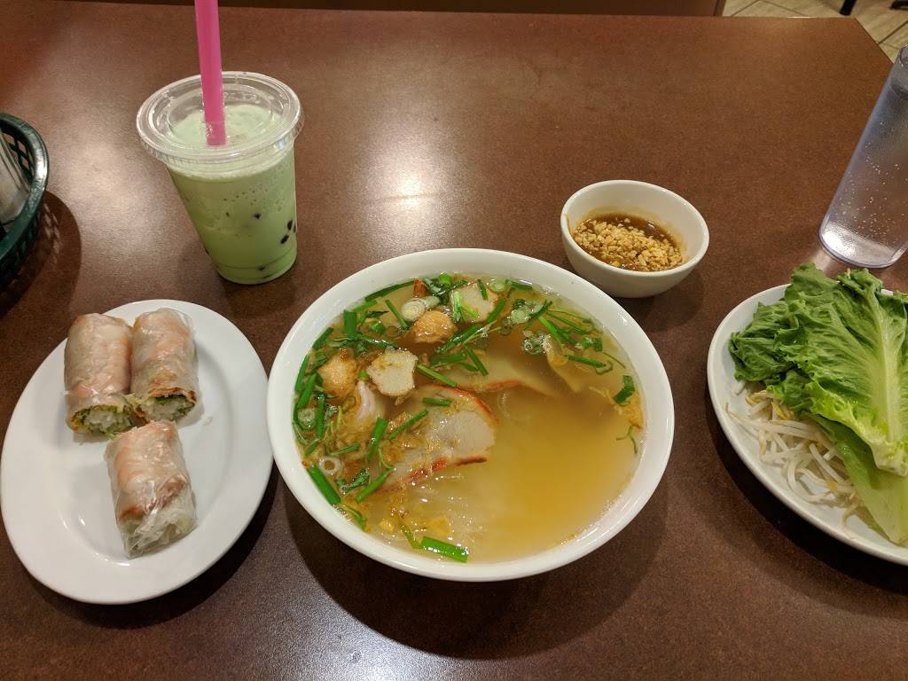 Pho Tau Bay | restaurant | 2837 Nicollet Ave, Minneapolis, MN 55408, USA | 6128746030 OR +1 612-874-6030