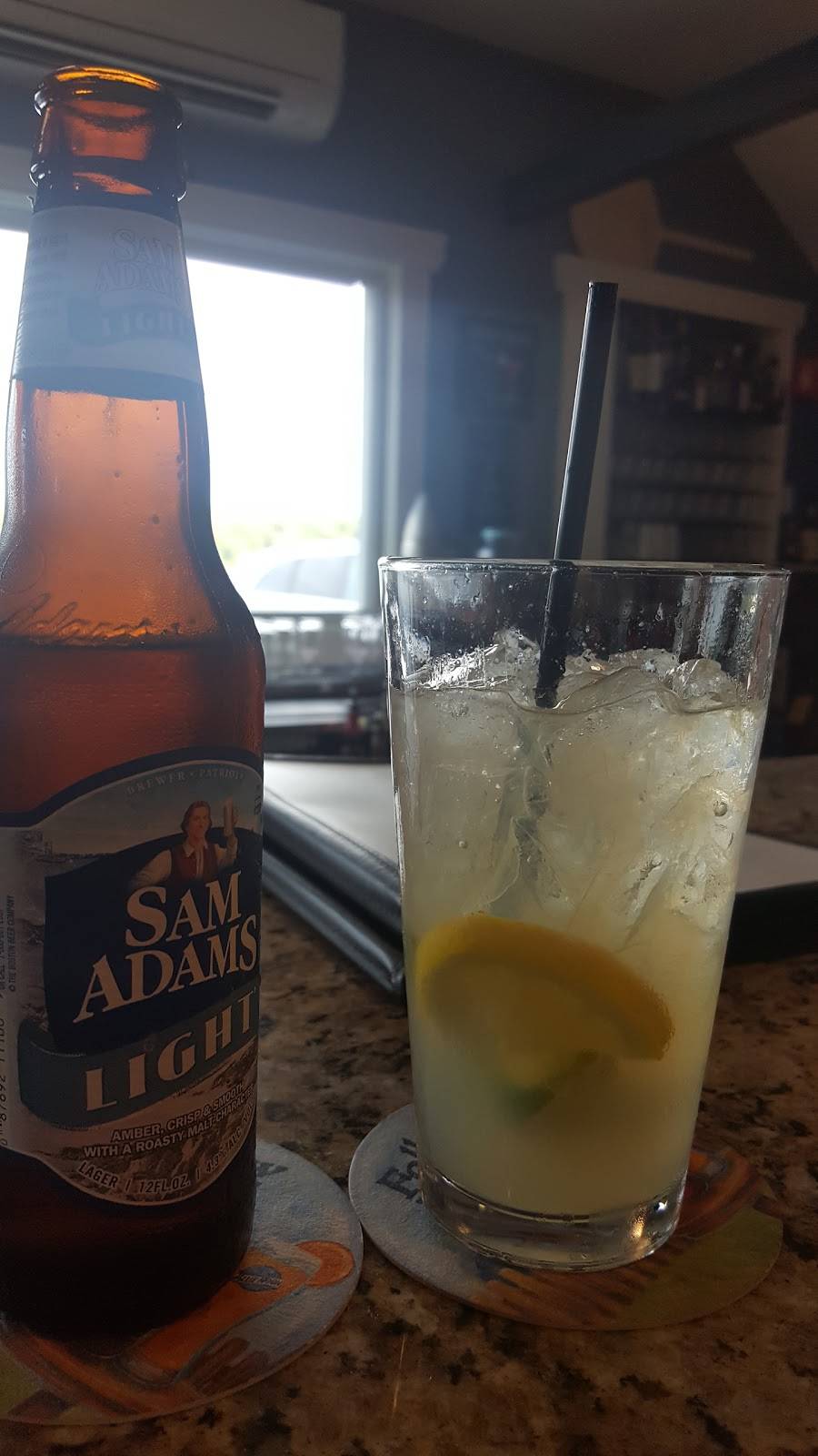 Embers Pizzeria | restaurant | 84 Lakefront Street, Lunenburg, MA 01462, USA | 9783436237 OR +1 978-343-6237