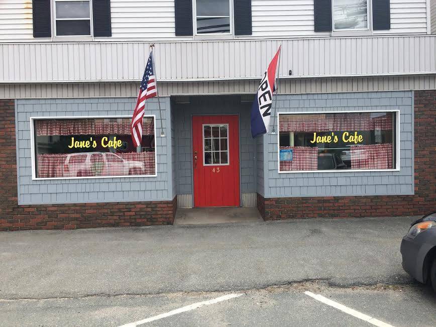 Janes | restaurant | 43 Main St, Derby Line, VT 05830, USA | 5408471594 OR +1 540-847-1594
