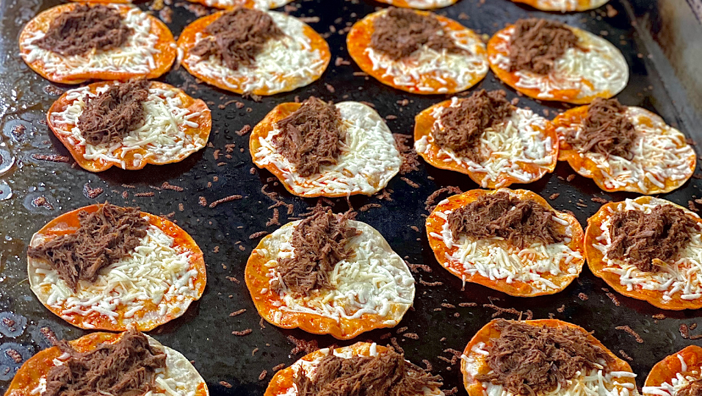 Birria Bros | restaurant | 1620 Brundage Ln, Bakersfield, CA 93304, USA | 6615644500 OR +1 661-564-4500