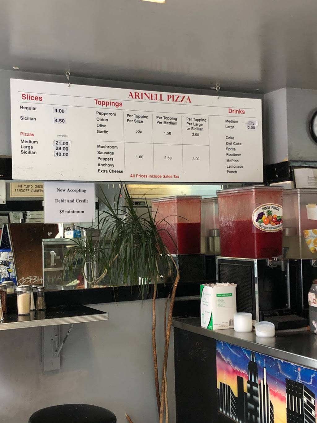 Arinell Pizza | restaurant | 509 Valencia St, San Francisco, CA 94110, USA | 4152551303 OR +1 415-255-1303