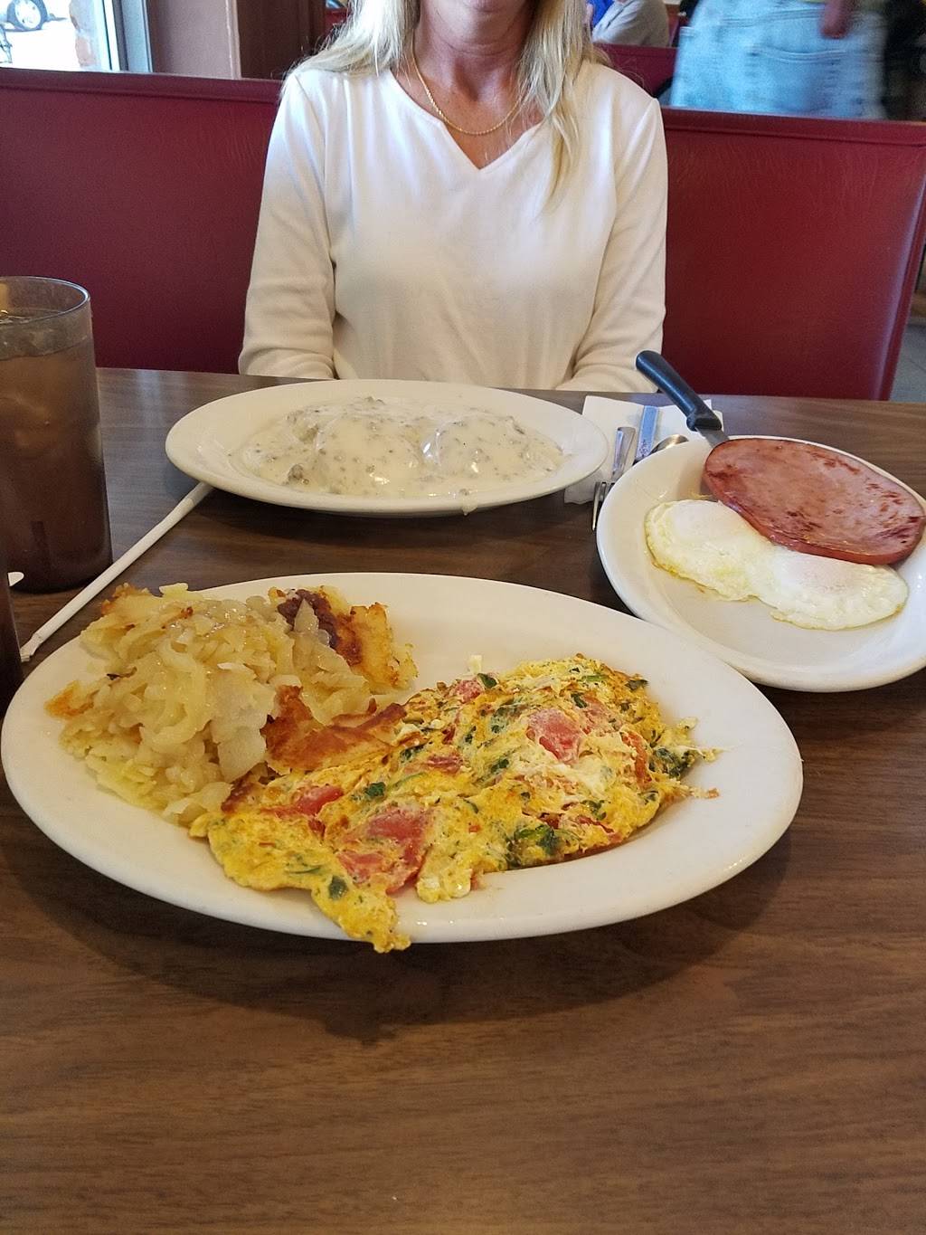 Olgas Restaurant | restaurant | 1449 S Belcher Rd, Clearwater, FL 33764, USA | 7275329066 OR +1 727-532-9066