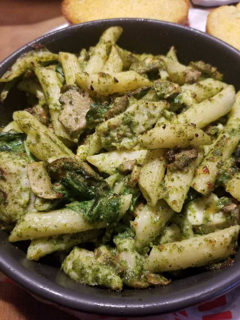 Hideaway Pizza | restaurant | 1150 N 9th St #2388, Broken Arrow, OK 74012, USA | 9182861777 OR +1 918-286-1777