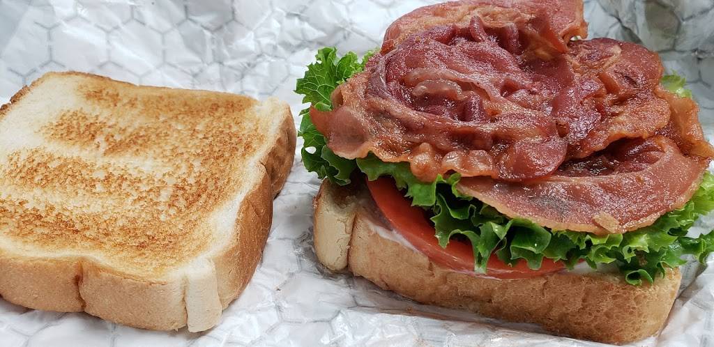 Dari Barn | restaurant | 1810 6th Ave, Grinnell, IA 50112, USA | 6412367828 OR +1 641-236-7828