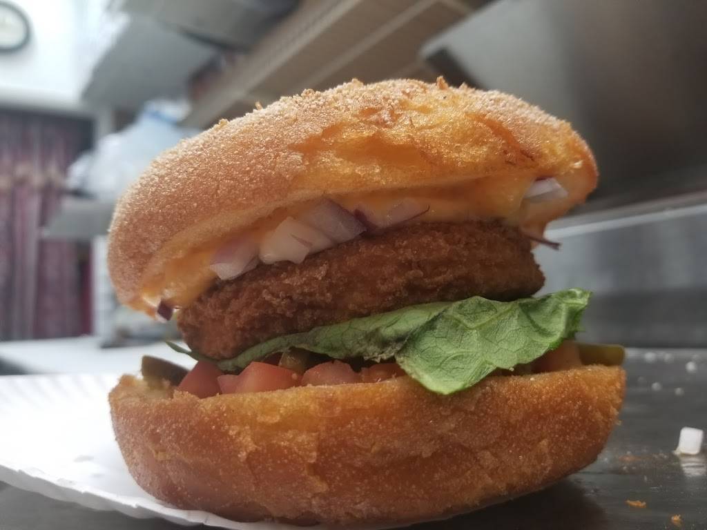 Pizza point | restaurant | 380 Bovaird Dr E #9, Brampton, ON L6Z 2S7, Canada | 9058462211 OR +1 905-846-2211