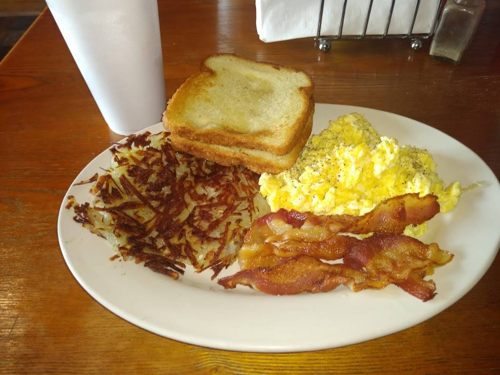 Wagon Wheel Deli and Grill | restaurant | 1424 1st Ave N, Bessemer, AL 35020, USA | 2052180969 OR +1 205-218-0969