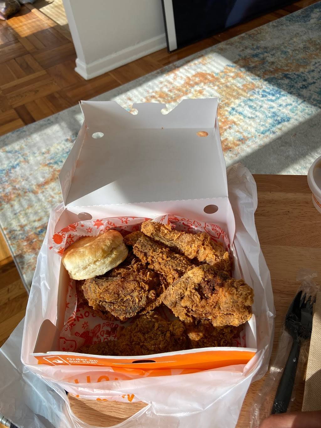 Popeyes Louisiana Kitchen | restaurant | 5601 Lancaster Ave, Philadelphia, PA 19131, USA | 2158791020 OR +1 215-879-1020