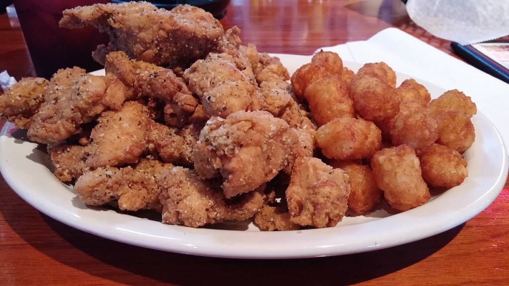 Bullfeathers | restaurant | 10535 Kingston Pike Kingston Pike, Knoxville, TN 37922, USA | 8656901786 OR +1 865-690-1786